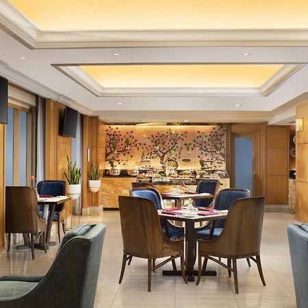 Hotel Ciputra Jakarta Managed By Swiss-Belhotel International Exteriör bild