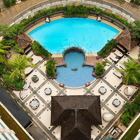 Hotel Ciputra Jakarta Managed By Swiss-Belhotel International Exteriör bild