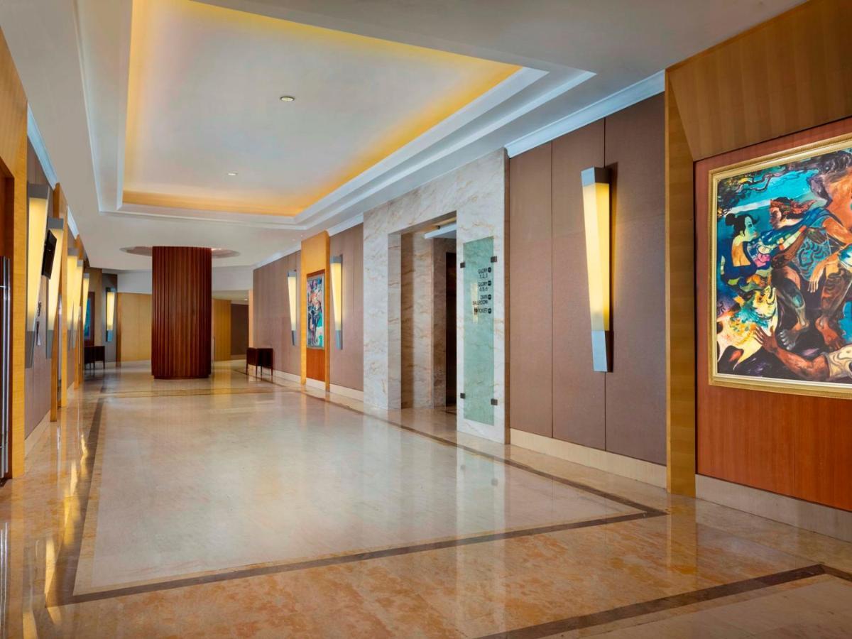 Hotel Ciputra Jakarta Managed By Swiss-Belhotel International Exteriör bild