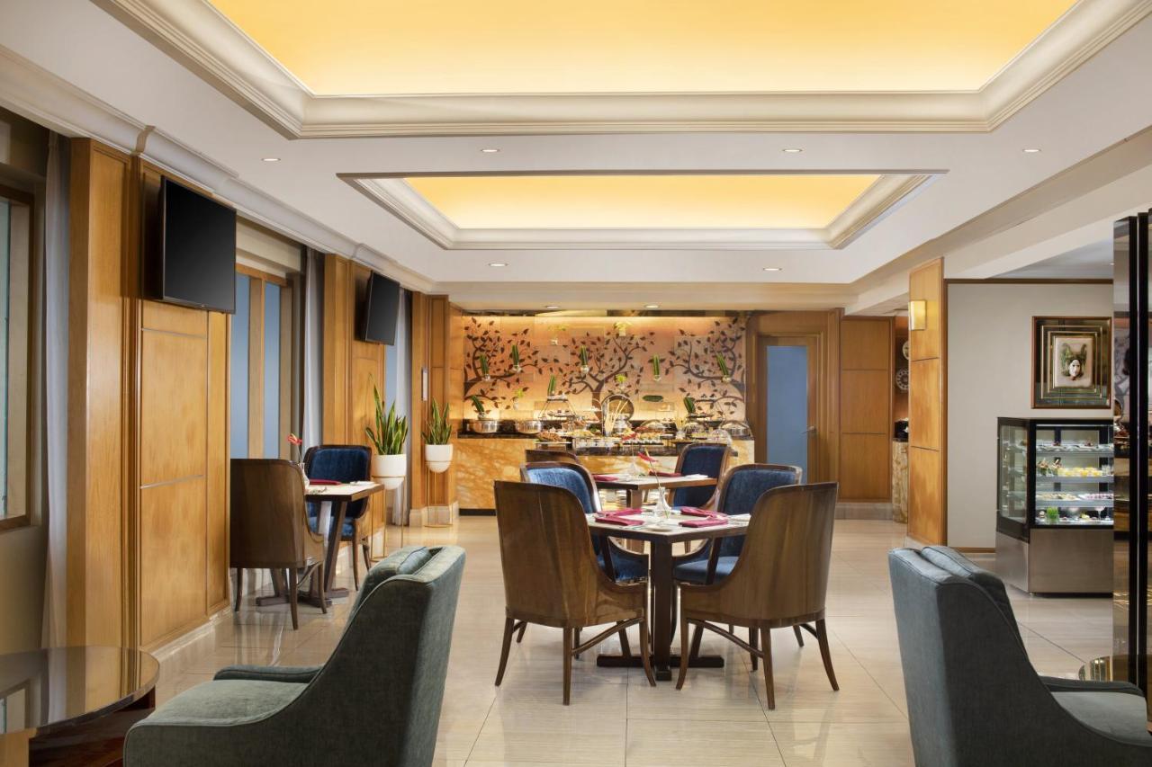 Hotel Ciputra Jakarta Managed By Swiss-Belhotel International Exteriör bild
