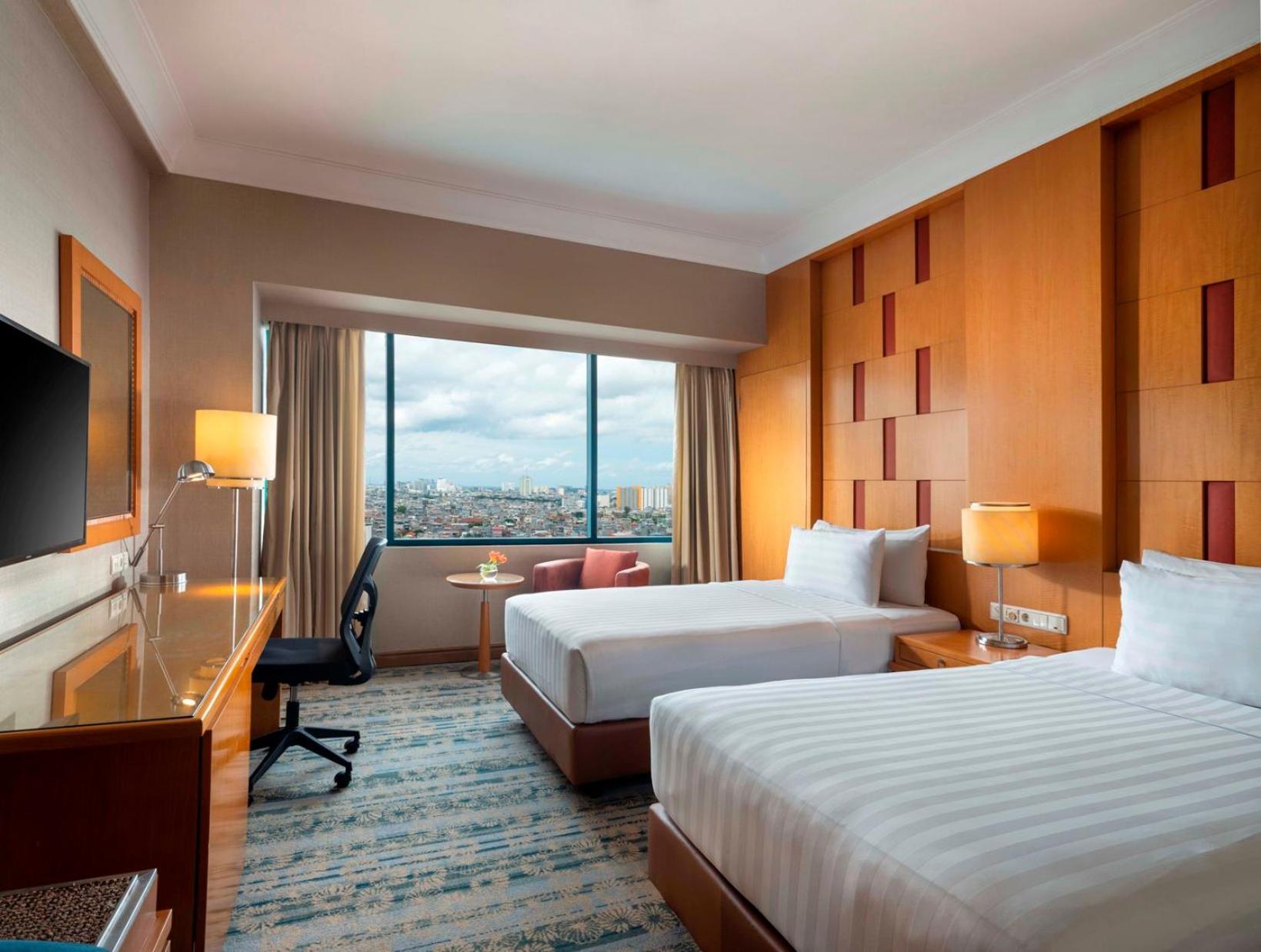 Hotel Ciputra Jakarta Managed By Swiss-Belhotel International Exteriör bild